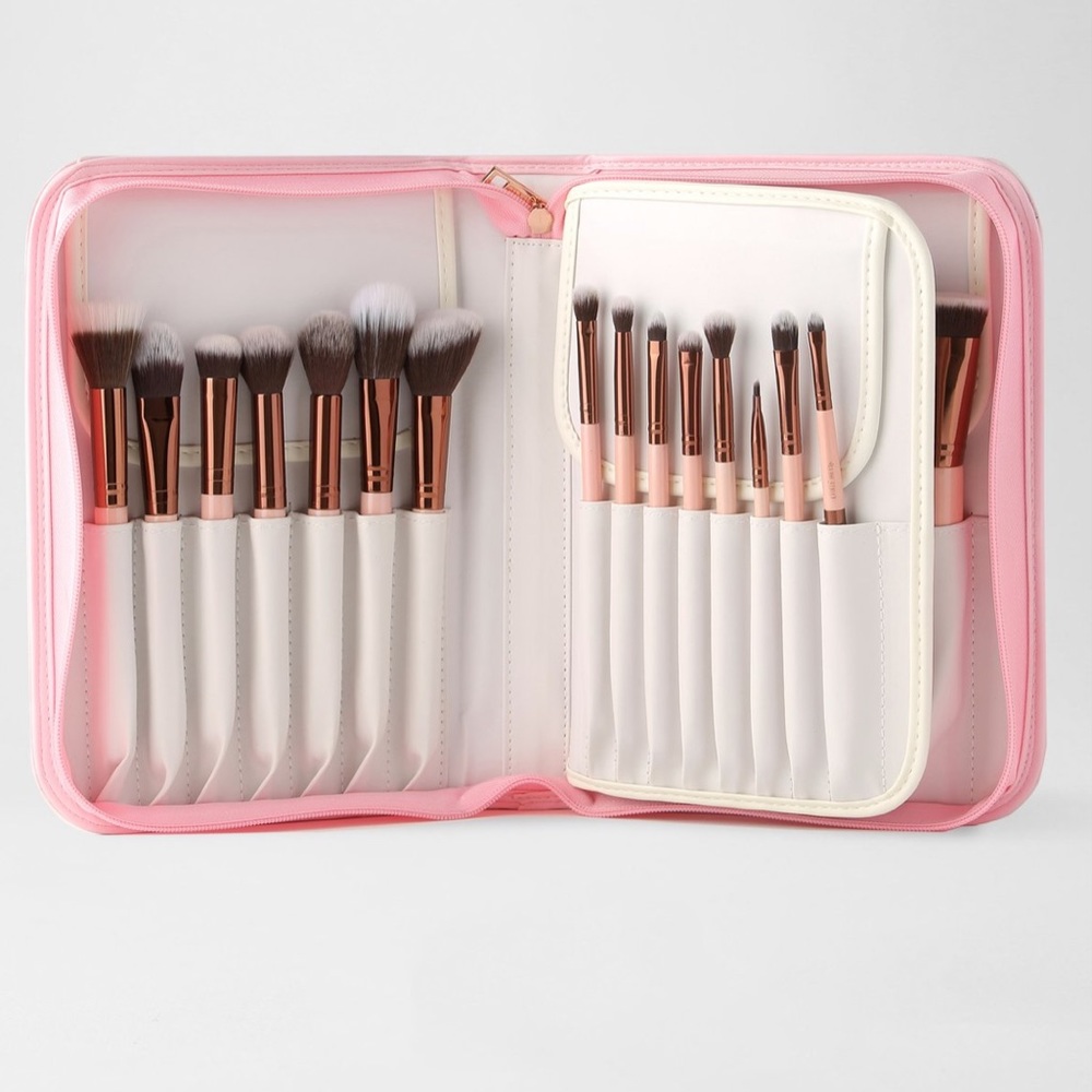 ❌SOLD❌BRAND NEW LUXIE MAKEUP BRUSHES